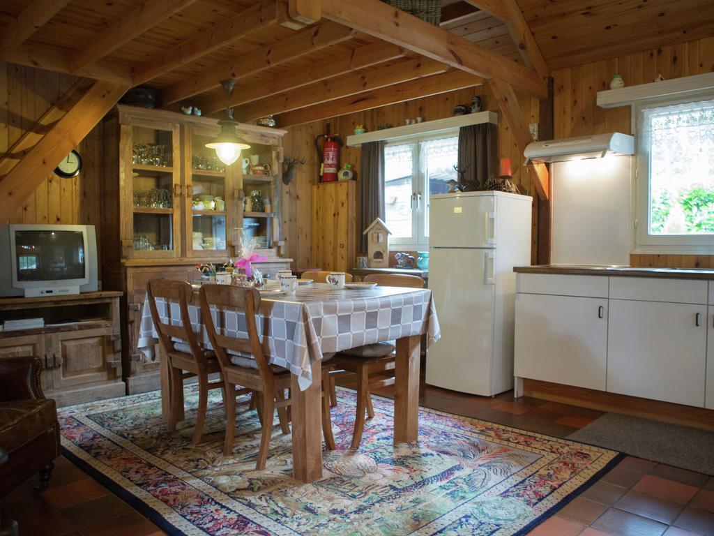 Villa Luxurious Chalet In Oud Turnhout With Large Garden à Oud-Turnhout Extérieur photo